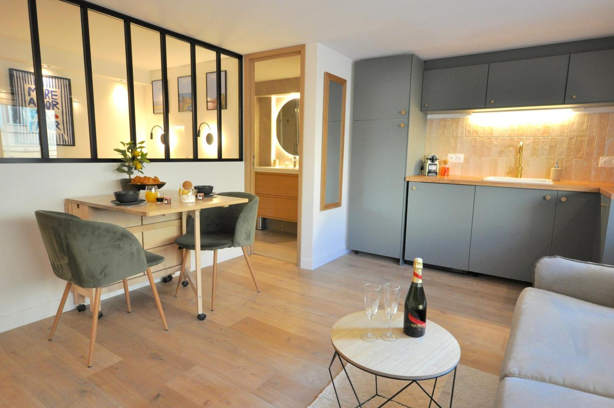 Monaco # Menton - 4 Persons - Hypercenter - Private Parking - Full Renovated - Clim - Fast Wifi - Beach And Sun Eksteriør billede