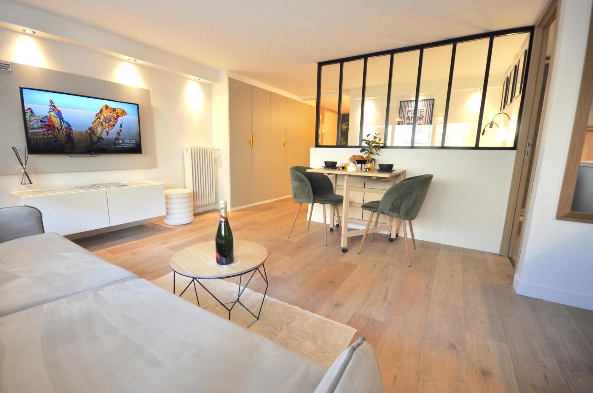 Monaco # Menton - 4 Persons - Hypercenter - Private Parking - Full Renovated - Clim - Fast Wifi - Beach And Sun Eksteriør billede