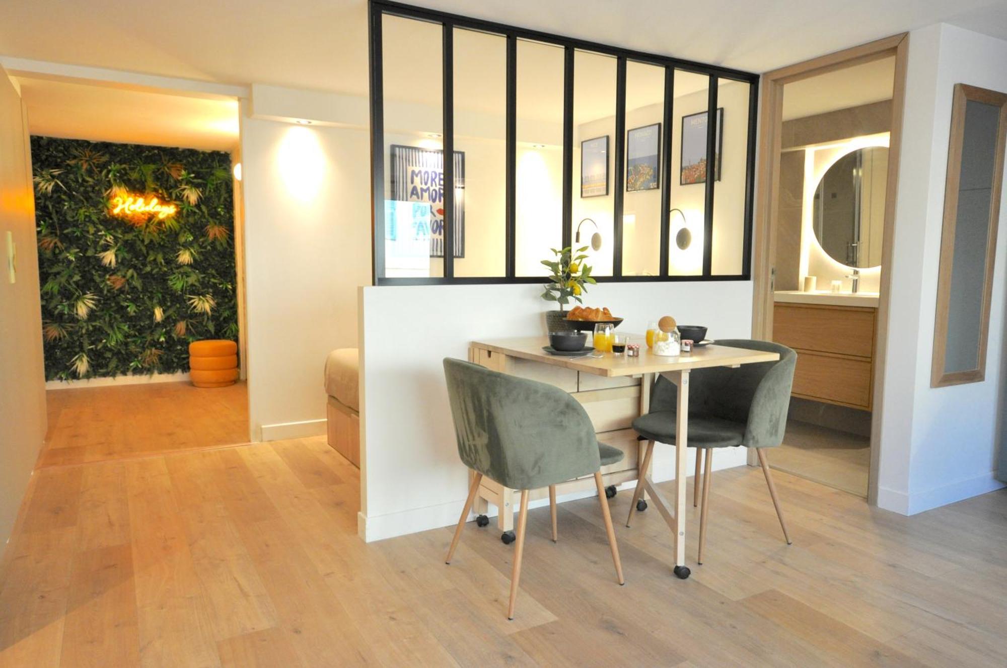 Monaco # Menton - 4 Persons - Hypercenter - Private Parking - Full Renovated - Clim - Fast Wifi - Beach And Sun Eksteriør billede